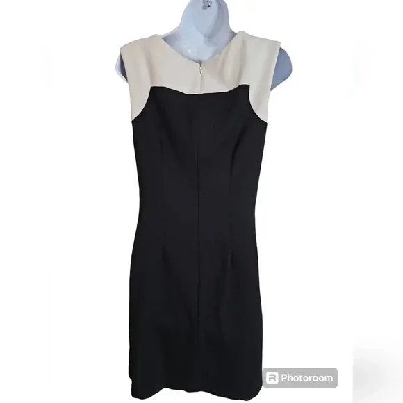White House Black Market Women’s 8 Black White Sheath Dress Silver Button Mod - Picture 4 of 8